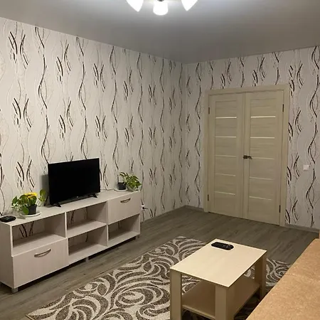 Apartment Большая Квартира В Новом Доме Карского, 25 *