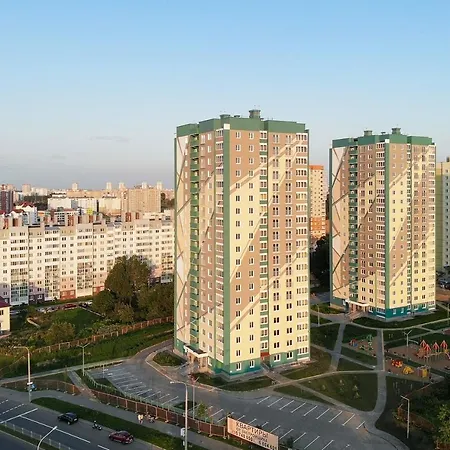 Большая Квартира В Новом Доме Карского, 25 *
